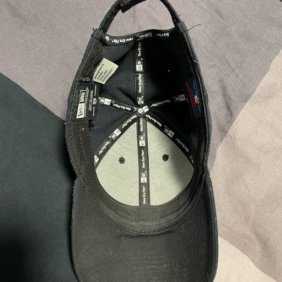 Hat - Picture 3 of 4